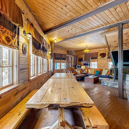 Flying Stag: Main Lodge Government Camp Exterior foto